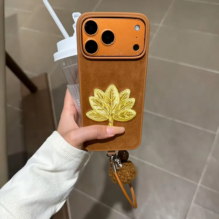 美拉德皮革刺绣金色柚子叶适用苹果17promax手机壳iphone16新款15