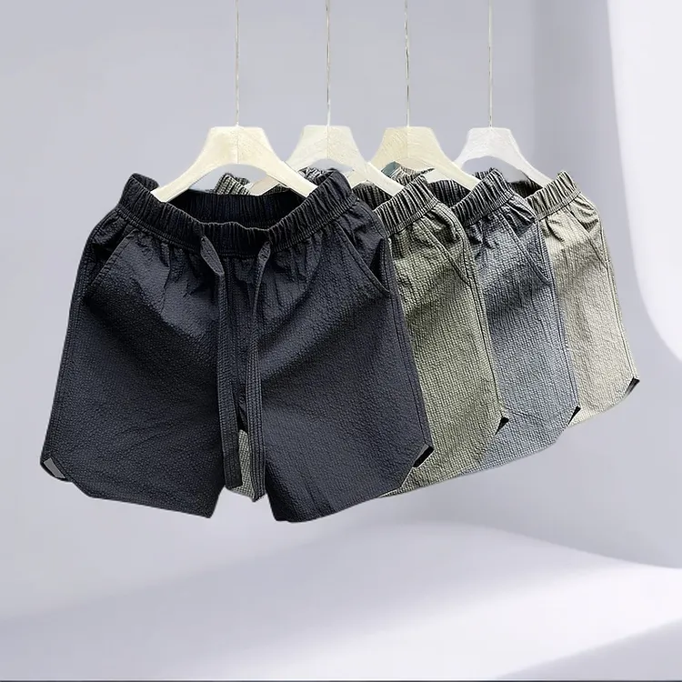 速干沙滩裤夏季男士冰丝泡泡纱短裤黑色透气休闲垂感工装运动裤