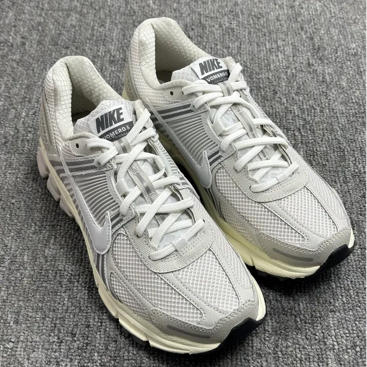 【滔搏补贴】耐克/nike男鞋Zoom Vomero 5运动减震跑鞋HF0731-007