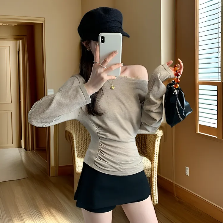 春季时尚百搭新款纯欲辣妹风性感一字斜领蕾丝边收腰抽褶内搭上衣