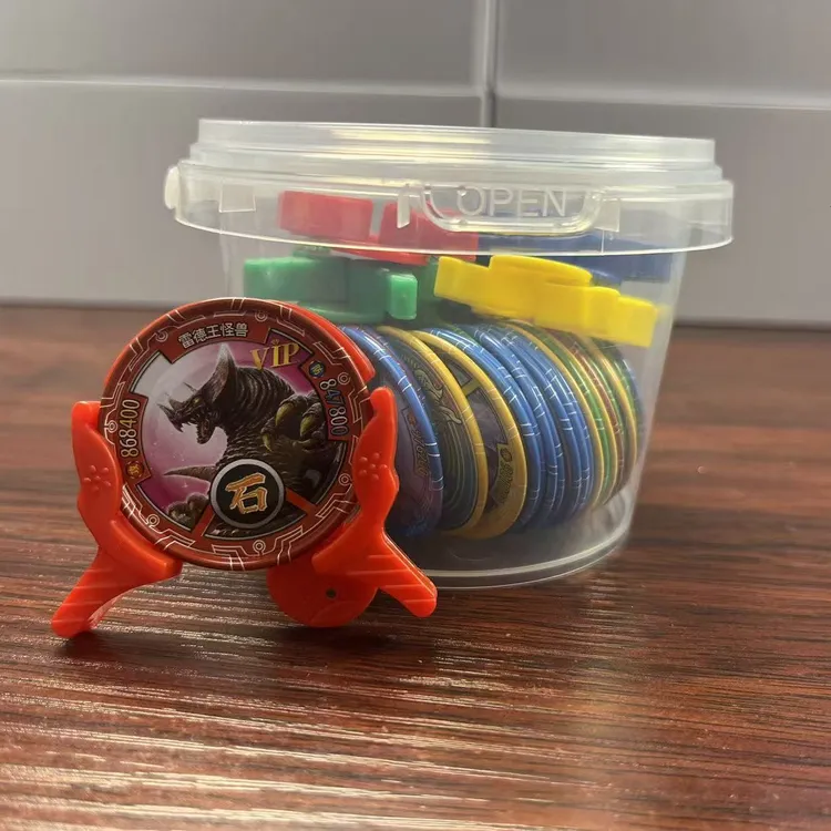 奥特英雄卡片铁圆卡发射器桶装战斗币男孩玩具卡牌动漫怪兽儿童