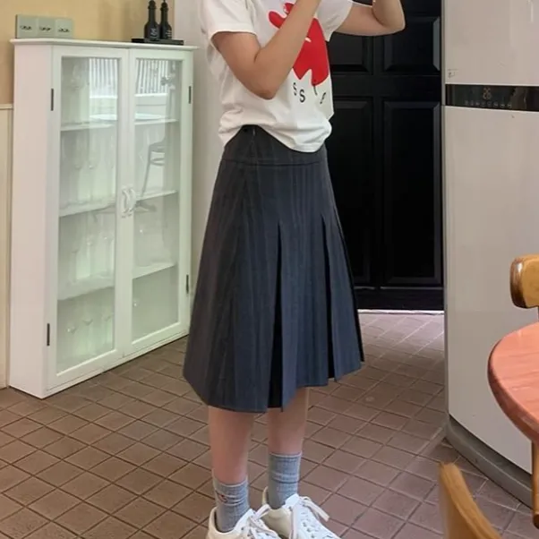 学院风灰色条纹百褶裙显瘦韩版百搭中裙高腰短款A字半身裙2025款