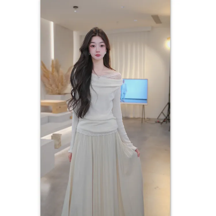 Basic House/百家好新款百搭减龄针织衫 B1405B53732