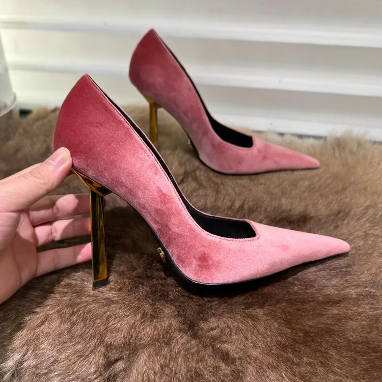 2025秋冬新款欧美宴会时尚轻奢高跟鞋女细跟尖头绒面温柔百搭单鞋