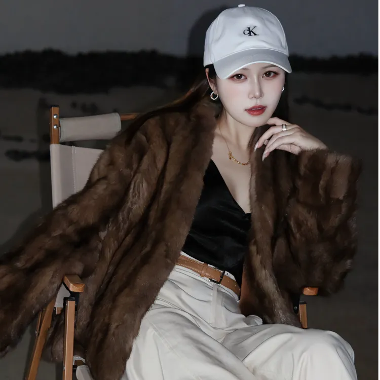 COCI FUR俄罗斯进口Sobol秋冬新款奢华名媛抽刀工艺V领短款外套