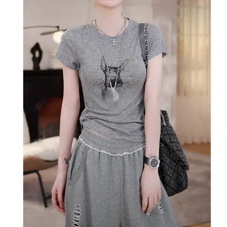 夏季休闲时尚印花设计感短袖t恤2025新款修身显瘦上衣简约内搭