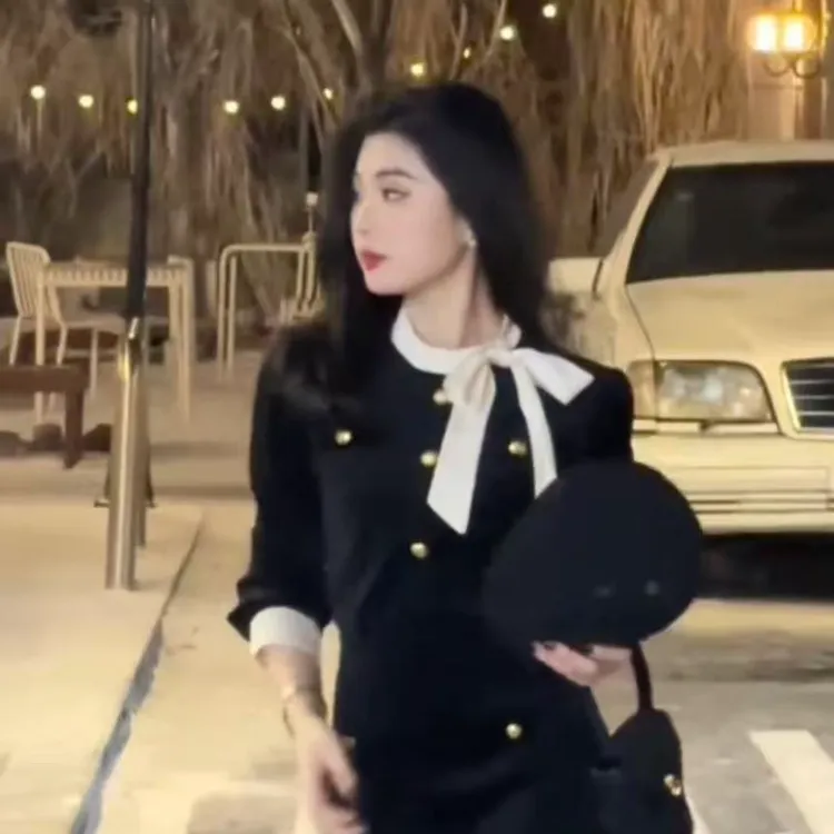 2025款法式蝴蝶结富家千金长袖小香风公主套装气质高级感丝绒套装