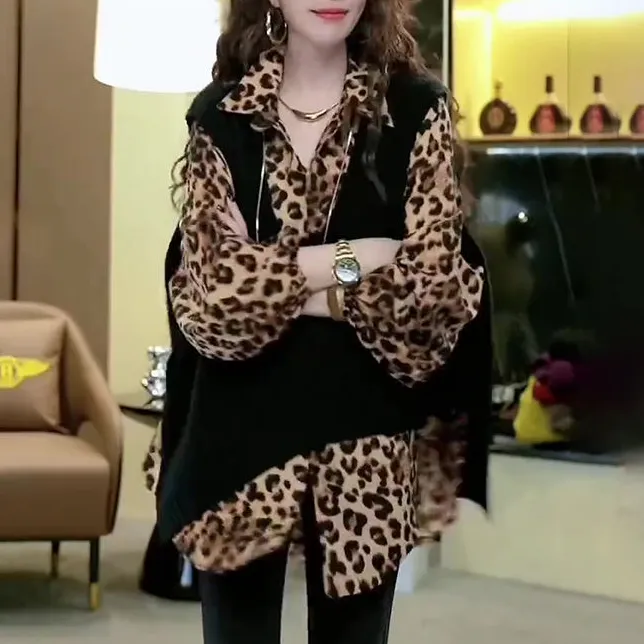 春季时髦套装女设计感豹纹长袖打底衬衫简约针织马甲显瘦两件套潮