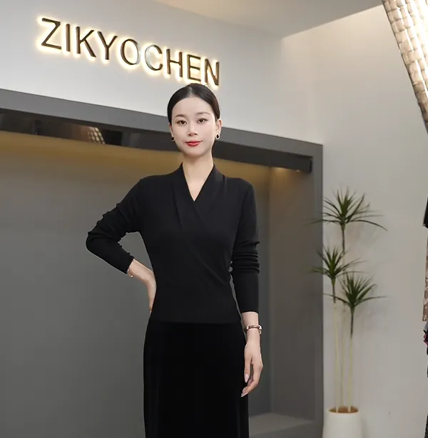 ZIKYOCHEN初秋新款气质高级百搭轻奢打底衫显瘦时尚修身上衣