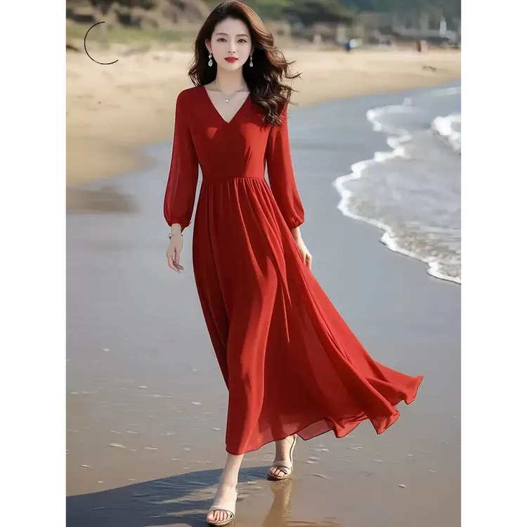 红色真丝连衣裙2025春夏新款收腰显瘦高档大摆海边度假沙滩长裙子