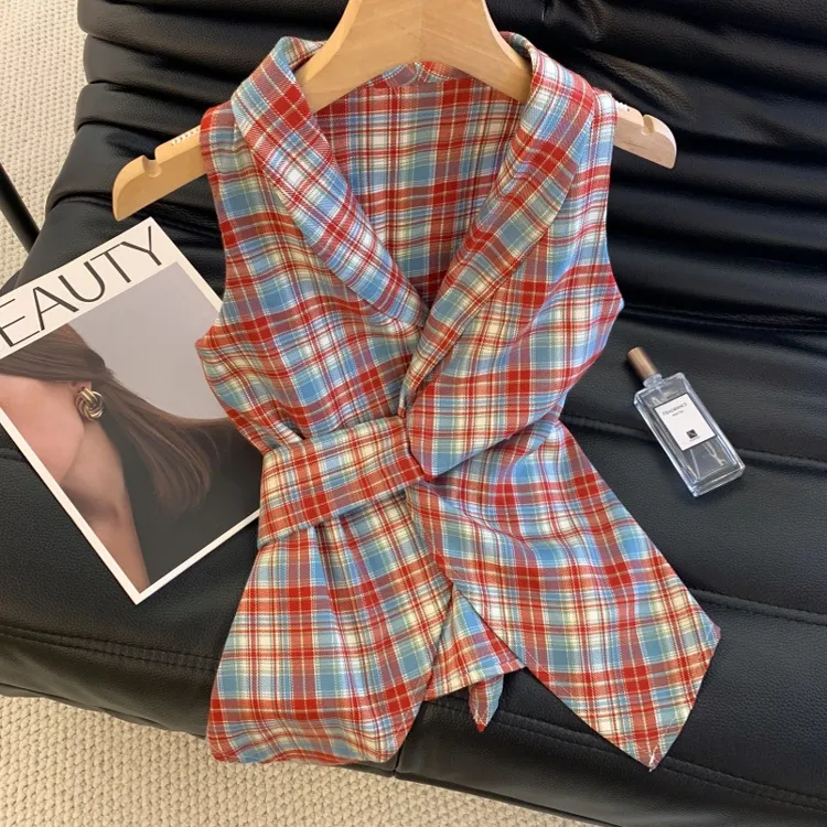 夏季爆款推荐～辣妹风v领红色格子背心女2025新款后背绑带无袖上衣