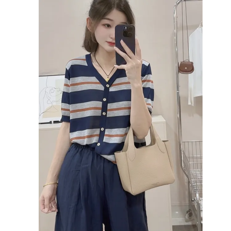 100莱赛尔天丝~夏款撞色条纹V领针织短袖开衫女上衣宽松
