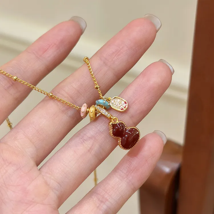 铜合金项链  红色福禄双面葫芦吊坠项链女秋冬气质长款新年毛衣链