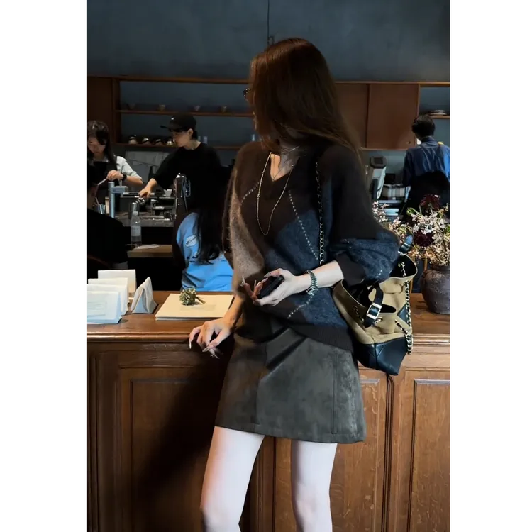 2025超火一整套时尚新款气质慵懒风法式高级感针织毛衣短裙两件套