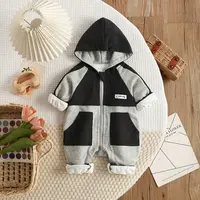 婴儿连体衣带帽拼色长袖哈衣新生儿爬服宝宝外出服秋装