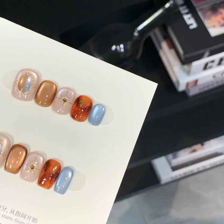 【秋日暖阳】美拉德清透猫眼美甲高级气质显白美甲手工穿戴甲短款