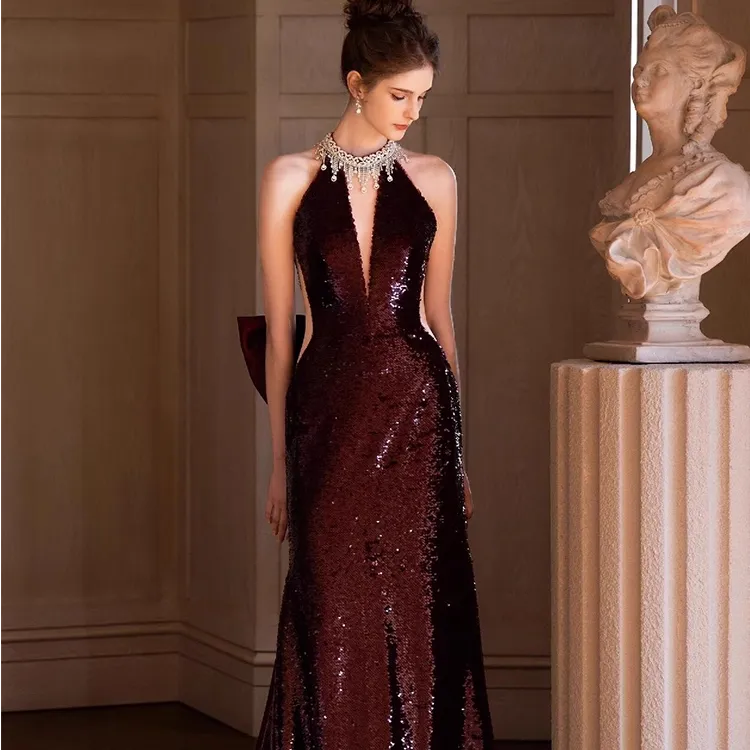 亮片敬酒服新娘高级感酒红色订婚宴会气质挂脖式重工鱼尾晚礼服裙