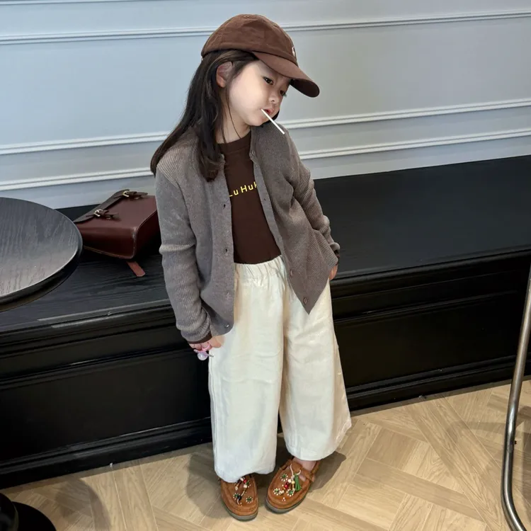 小思家女童2025秋季新款韩版洋气圆领T恤针织开衫直筒休闲裤套装