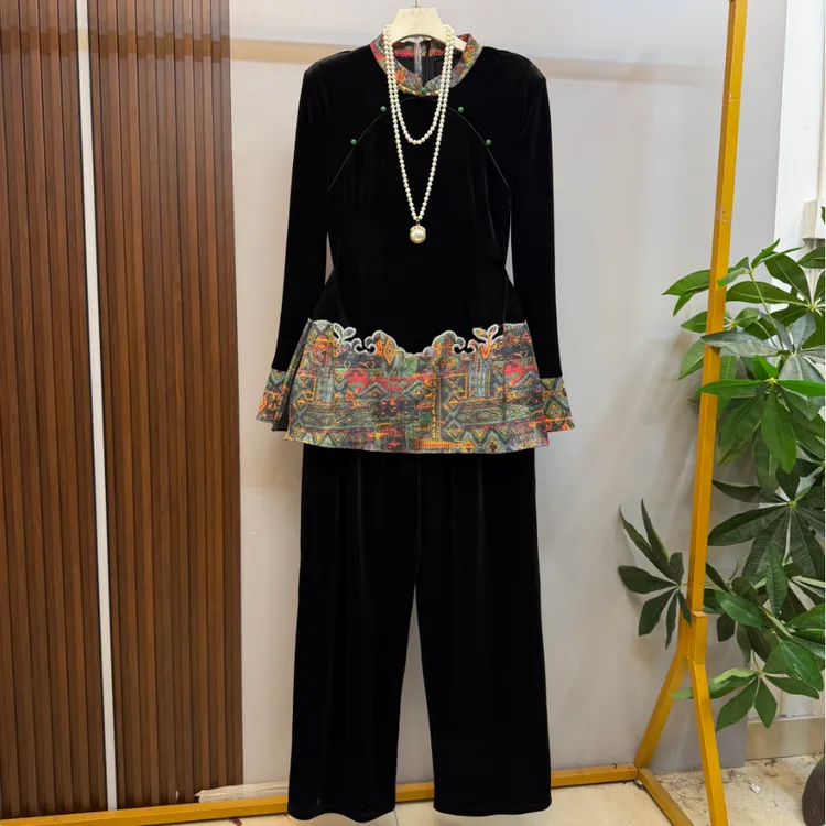 新款大码女装时尚气质复古民族风丝绒显瘦套装