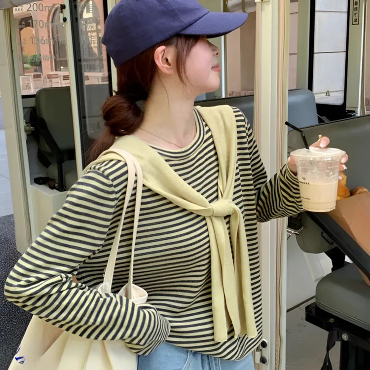 韩系条纹配披肩长袖针织衫女初秋新款时尚慵懒风宽松显瘦百搭上衣