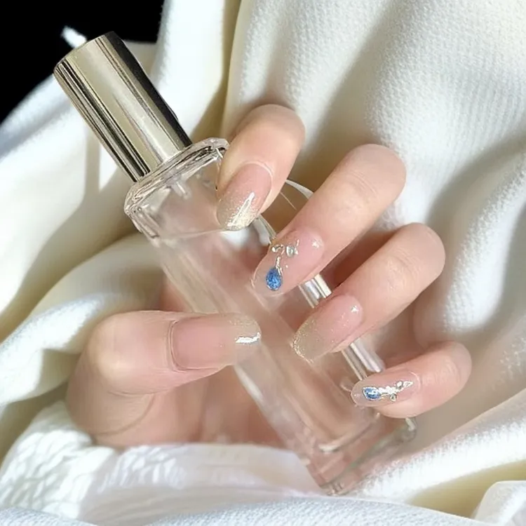 手工穿戴甲猫眼玻璃珠显白气质款可拆卸美甲逼真粉色银色中长款