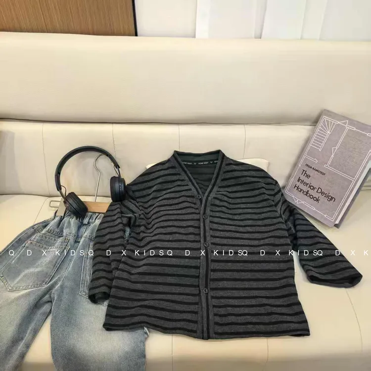 韩版男女童外套儿童新款秋季条纹外套开衫上衣潮版长袖亲子款