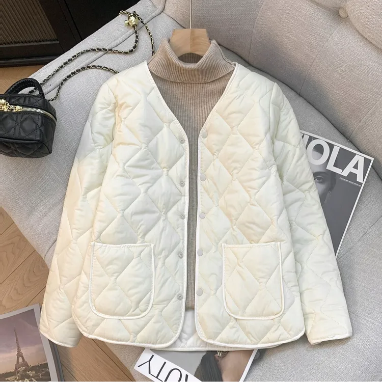 2025新款轻薄棉服短款时尚休闲秋季外套薄款V领