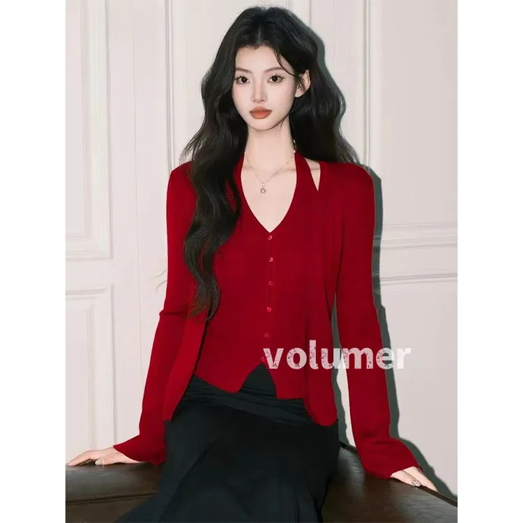 早秋复古红色针织挂脖背心开衫女时尚气质高级感针织长袖上衣外套
