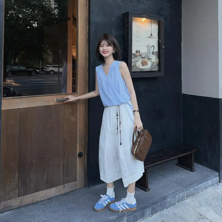 夏季新款洋气休闲装时尚休闲高级感V领无袖上衣宽松显瘦半身裙女