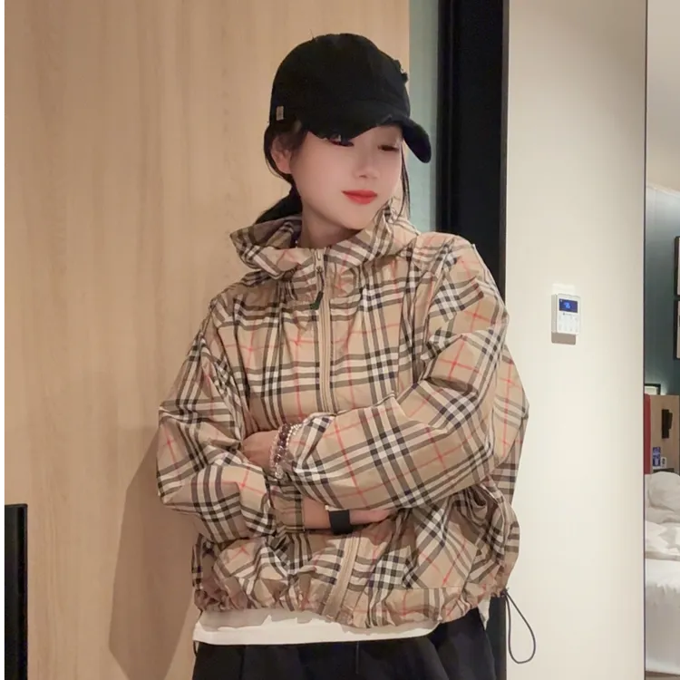 【摩姐姐欧韩】25042春夏款格子单层全包连帽防晒衣外套