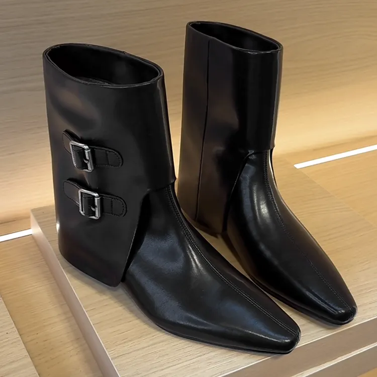 法式简约女靴2025秋冬新款皮带扣粗跟增高黑色库管短靴百搭显腿长