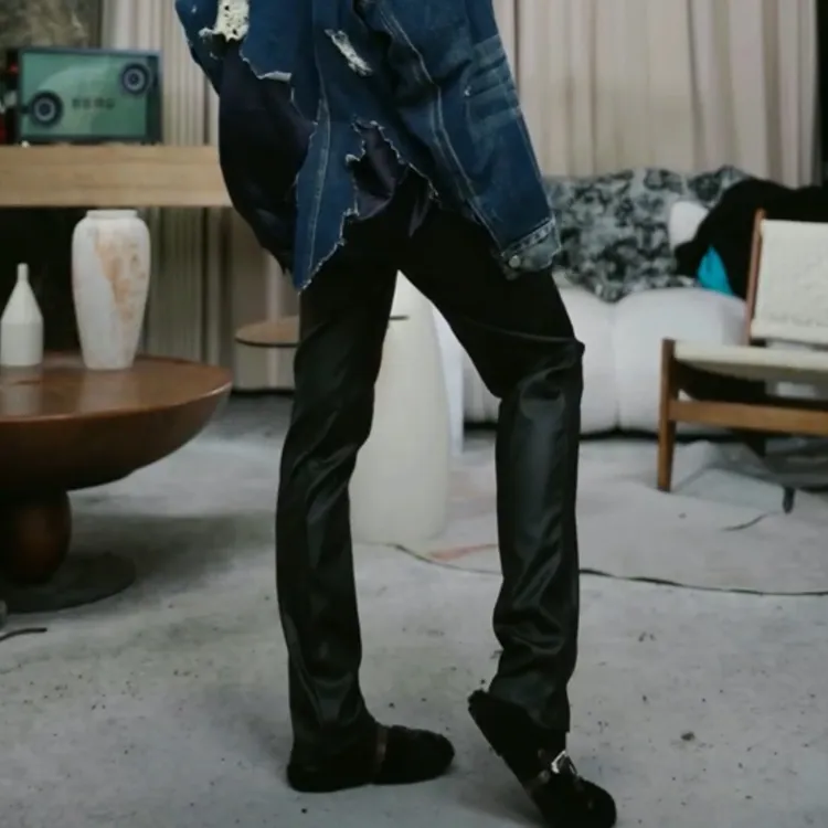 infobyfive2025秋冬新款加绒高弹铅笔裤透气皮裤长裤贰NF0512011