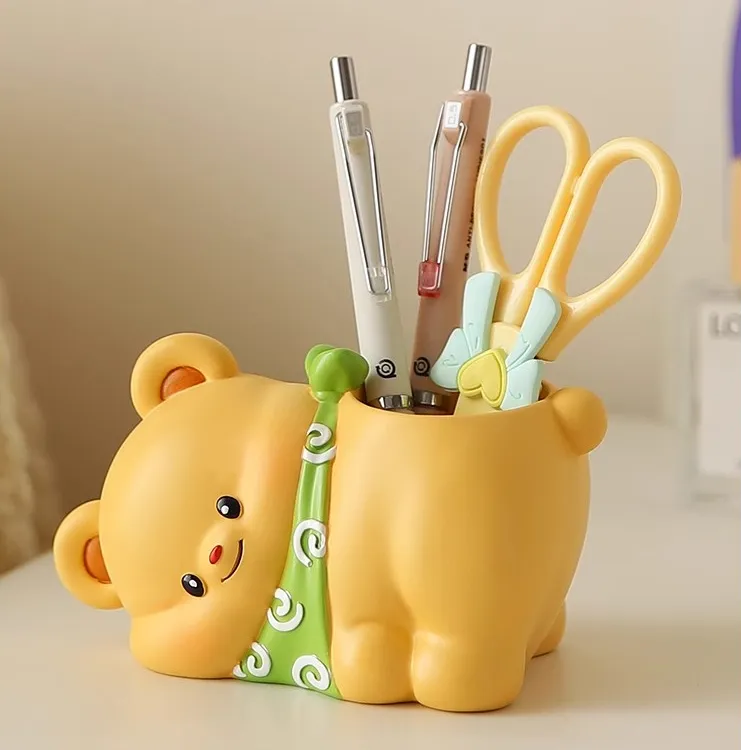 可爱小熊笔筒情绪稳定治愈系摆件办公桌面工位装饰品创意礼物女生