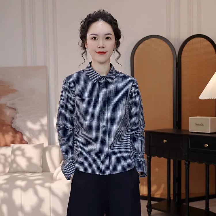 【FANXI】332新款冬季加绒加厚时尚减龄气质条纹口袋格子衬衫女2025