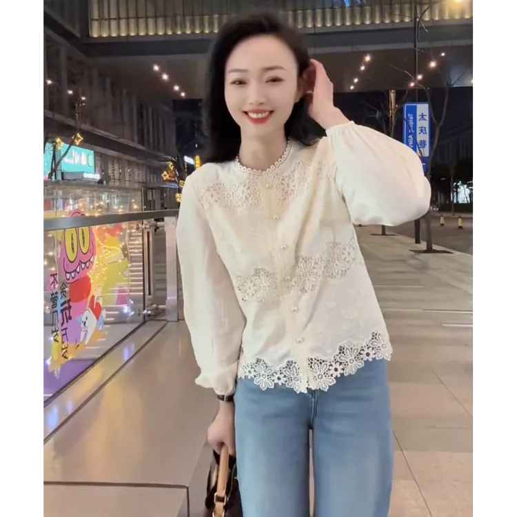 2025春季新款流行超好看蕾丝衬衫女装法式时尚洋气打底衬衣上衣