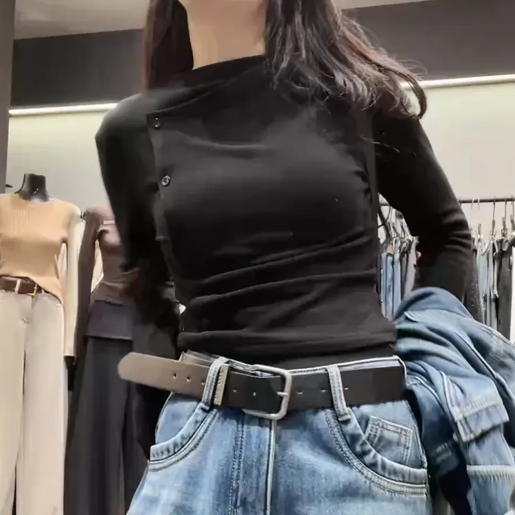 【酷感斜扣】磨毛冬款显瘦时尚不规则设计感长袖T恤上衣LK2509119