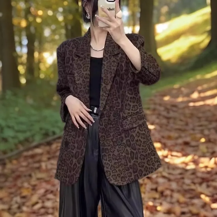 复古高级感豹纹西装外套女中长款秋季新款慵懒风时尚休闲西服上衣