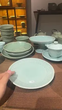 陶瓷微瑕花舞大唐浅盘1只