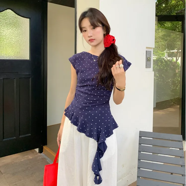 夏季新款韩版设计感斜领t恤荷叶边波点小衫不规则大码显瘦上衣女