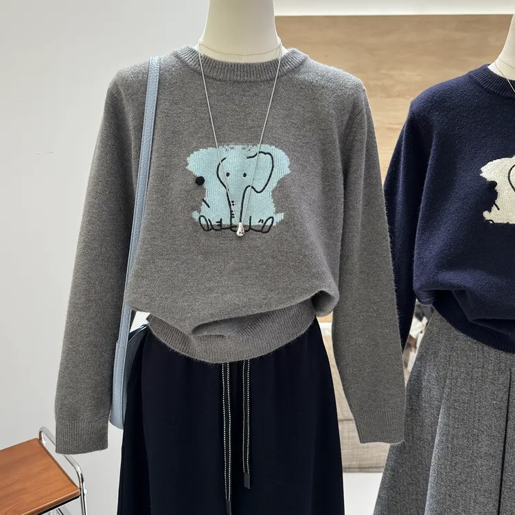 【80-180斤】小象提花圆领针织毛衣女秋冬季宽松显瘦减龄打底衫上衣