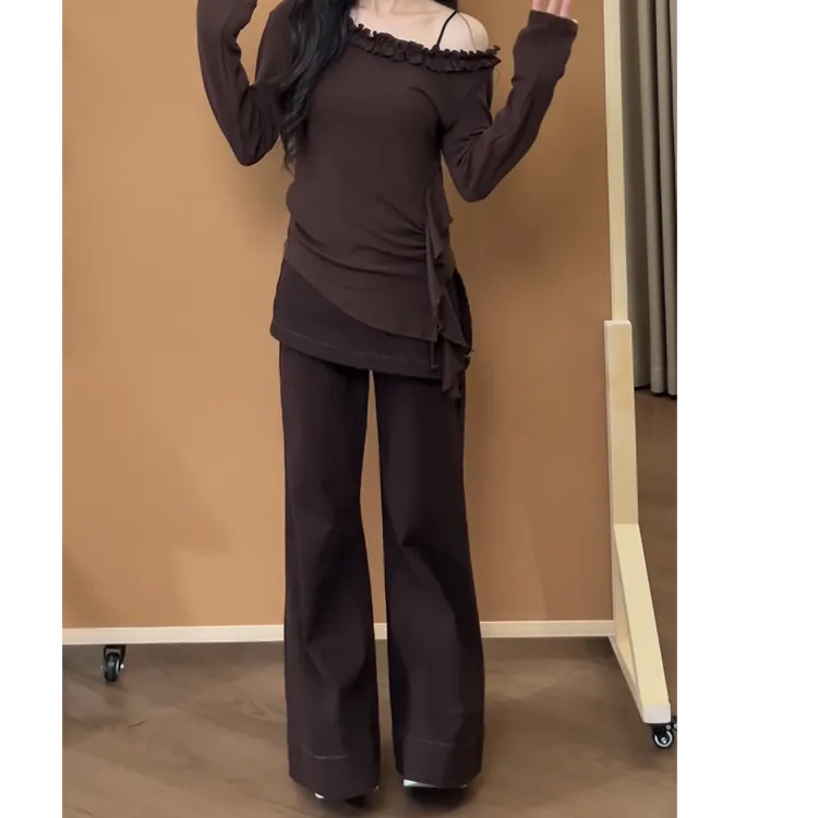 咖色大码高腰设计感微喇叭西装裙裤女2025冬季新款拼接百搭牛仔裤