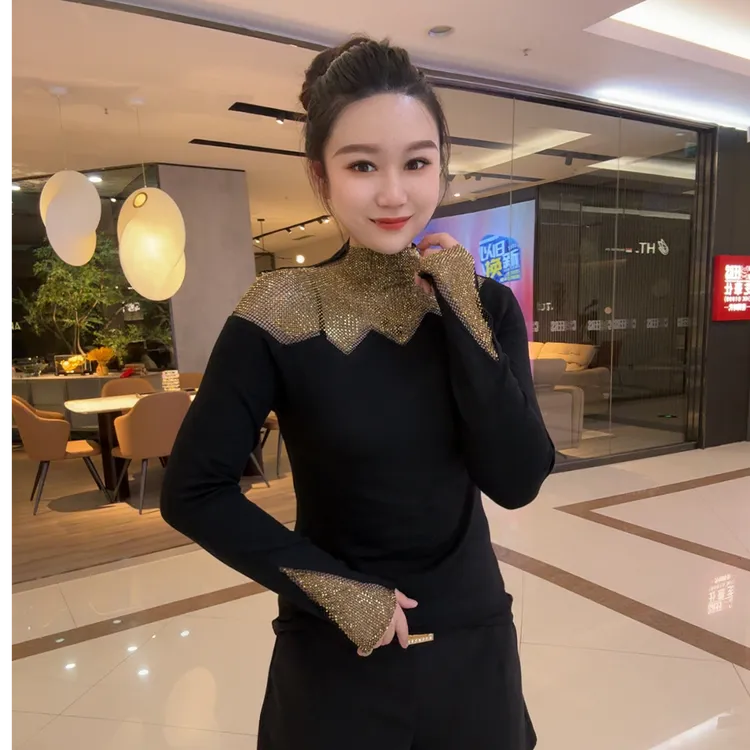 波浪钻慕斯绒秋冬打底衫