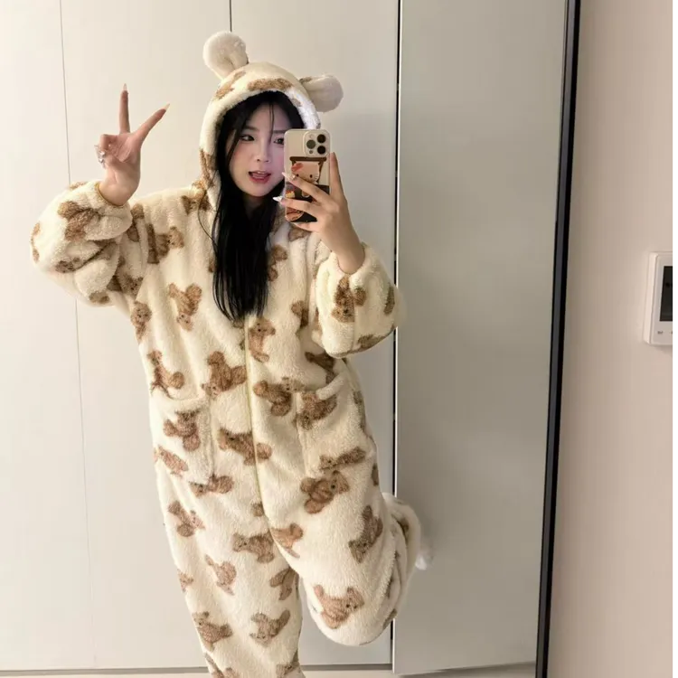 大码甜美ins风小熊连体睡衣女冬天加厚加绒外穿休闲家居服秋冬季