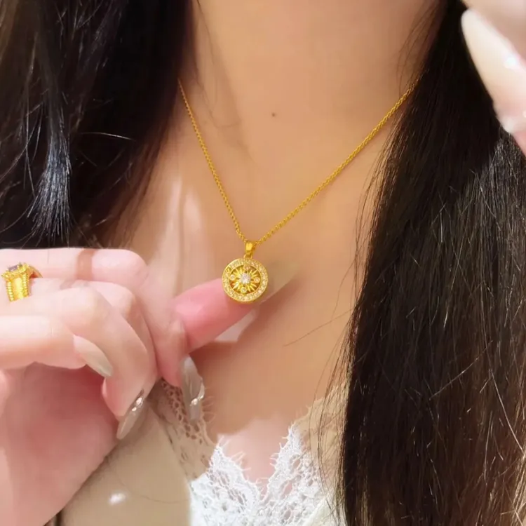 铜合金项链 太阳花图腾项链女生复古轻奢高级感气质锁骨链