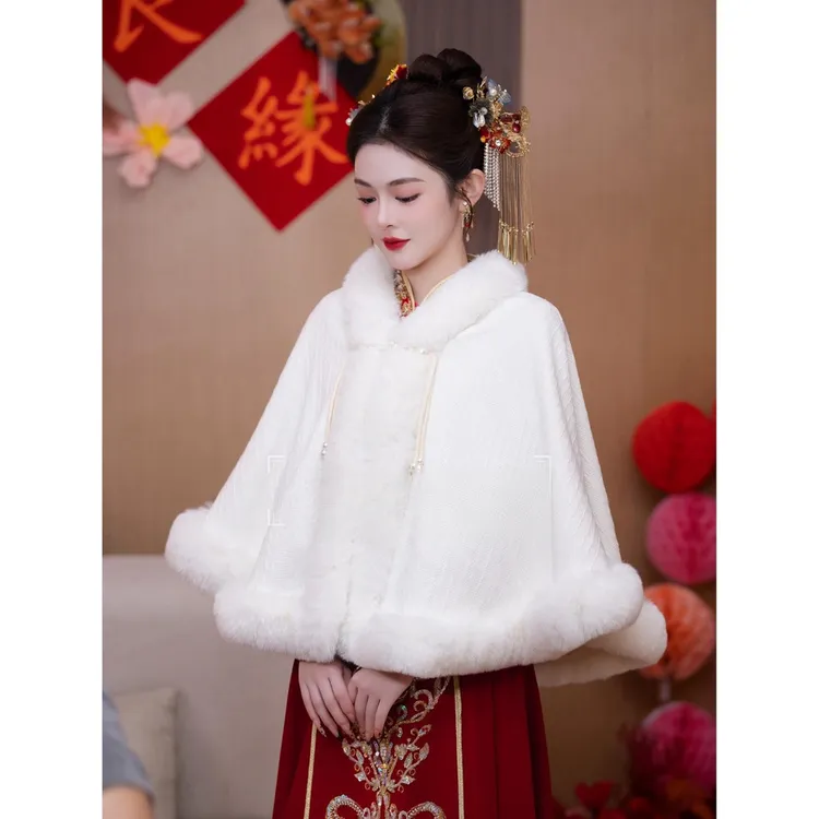 酒红色新娘敬酒服旗袍订婚礼服披肩婚纱外搭秋冬结婚保暖外披斗篷