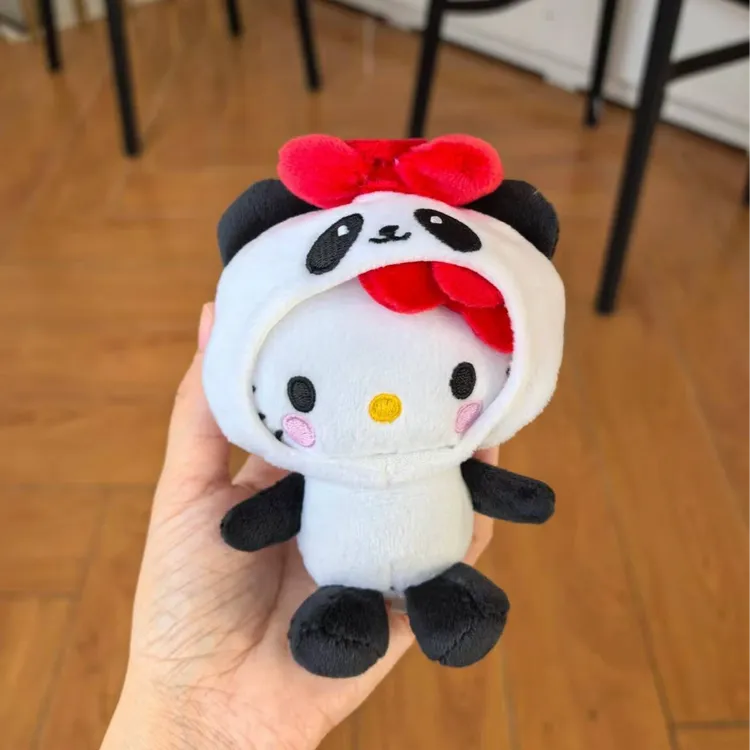 【Hello Kitty 50周年熊猫】毛绒包挂中古复古款ins风热卖黑白百搭