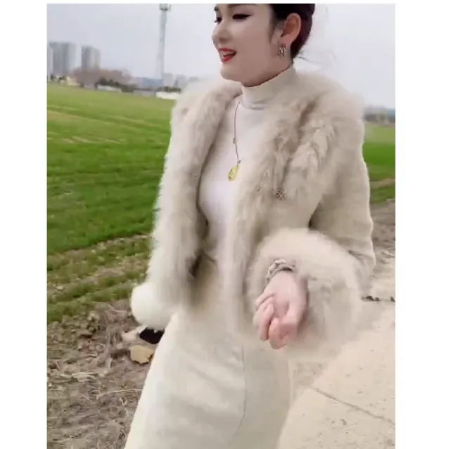 2025冬季新款时尚女装网红潮流气质靓丽漂亮外套裙子两件套