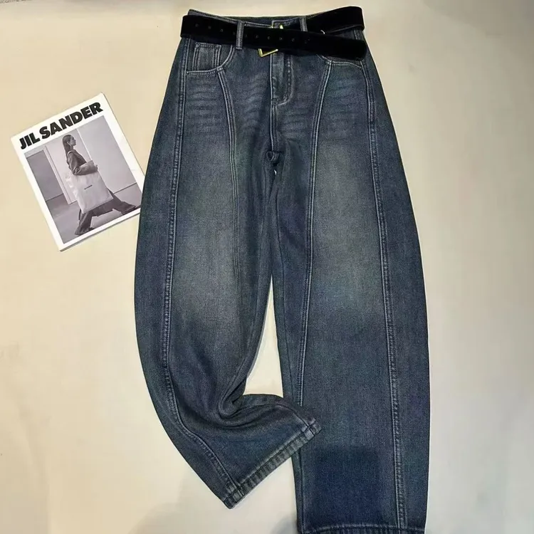 《优麦汇》K5081冬款加绒水洗弯刀牛仔裤显瘦百搭新款裤子