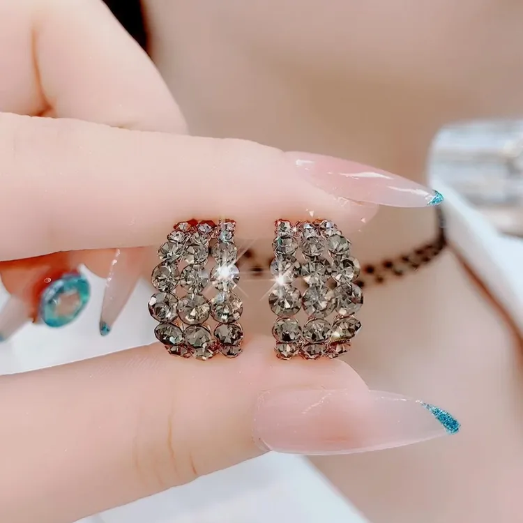 铜合金合成锆石耳饰 780时尚高级灰925银针百搭气质满钻显瘦耳环