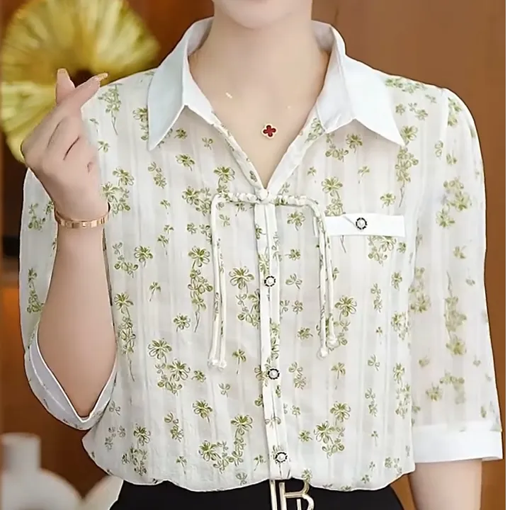 2025夏季新款时尚妈妈上衣高档复古拼接盘扣碎花七分袖polo领衬衣
